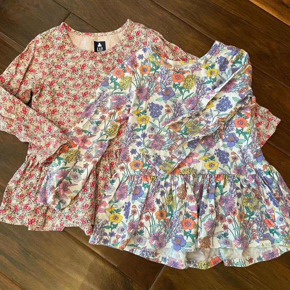4T GAP tops
